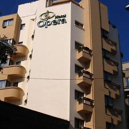 Opera By Zeus International Hotell