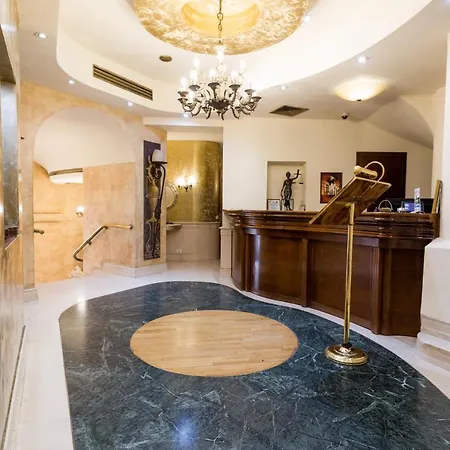 Opera By Zeus International Hotell