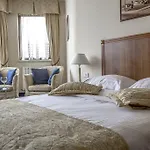 Szálloda Zeus Essence Opera Bukarest