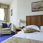 Szálloda Zeus Essence Opera 3*