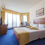 Szálloda Zeus Essence Opera Bukarest