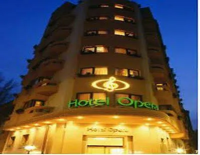 Zeus Essence Opera Бухарест