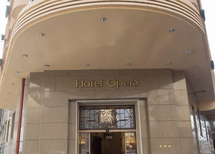 Hotell Zeus Essence Opera 3*