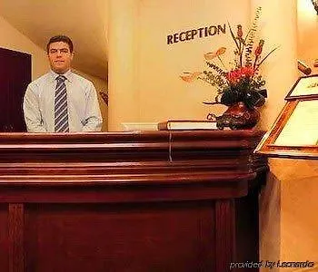 Hotell Zeus Essence Opera 3*