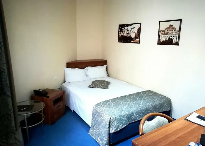 Zeus Essence Opera 3* Bükreş