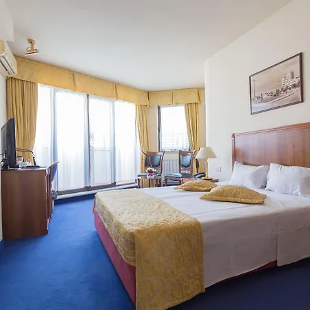 Zeus Essence Opera 3* Bukareszt