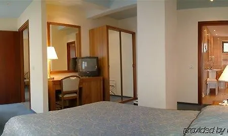 Hotel Zeus Essence Opera Bukareszt